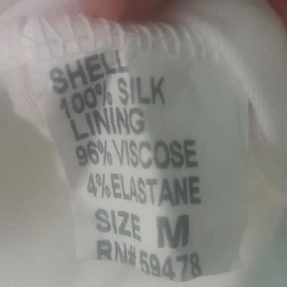 Via Signoria Silk Soft White Elegant Sleeveless Top - Picture 8 of 8